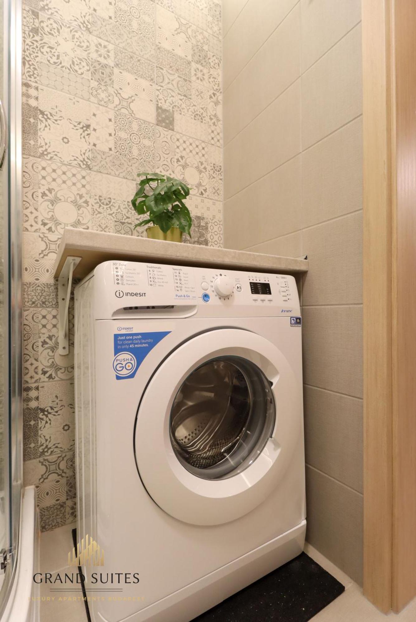 Grand Suites Central Budapeşte Dış mekan fotoğraf