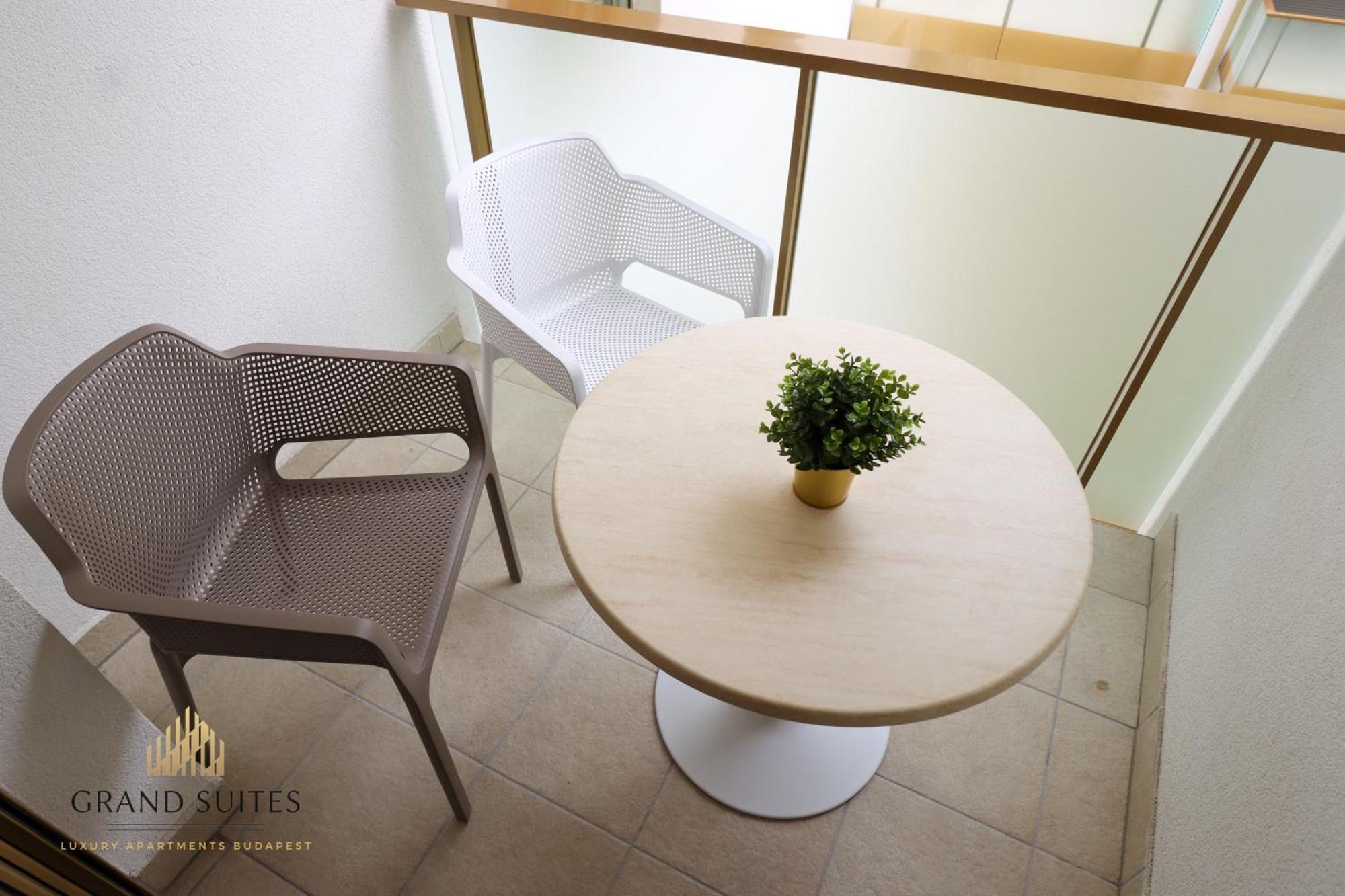 Grand Suites Central Budapeşte Dış mekan fotoğraf